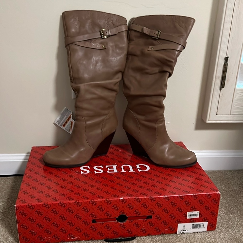 Guess taupe leather boots EUC 7.5